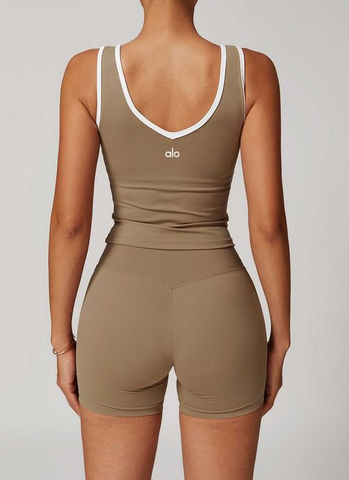 Топ Alo Yoga Contrast Line Tank Mocha Brown 88434-MBN