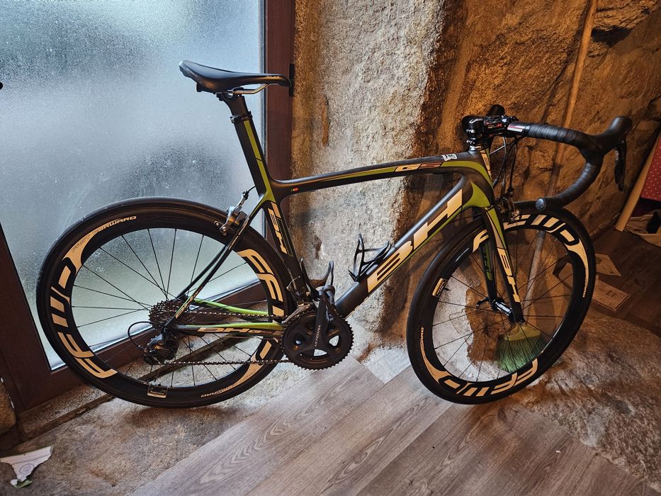 Bicicleta marca  Bh g5
