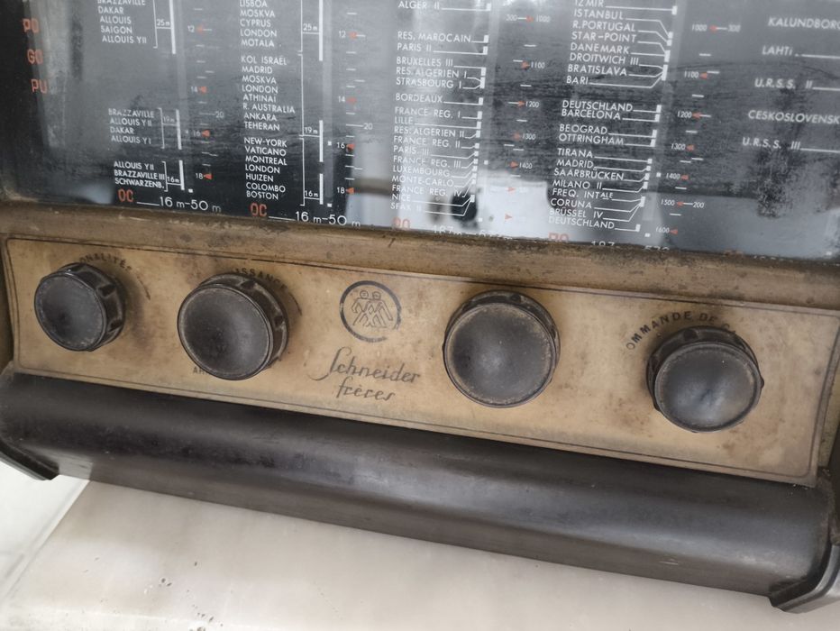 Radio Schneider Freres