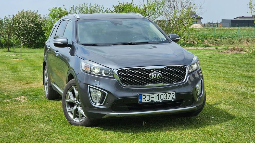 Kia Sorento KIA Sorento 215 KM, bogata wersja XL, 7 osób, grafitowa