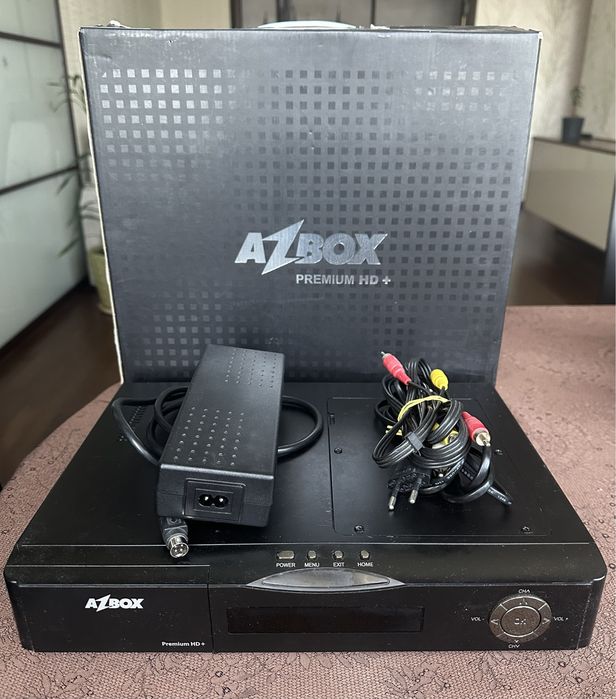 Спутниковый ресивер AzBox Premium HD plus