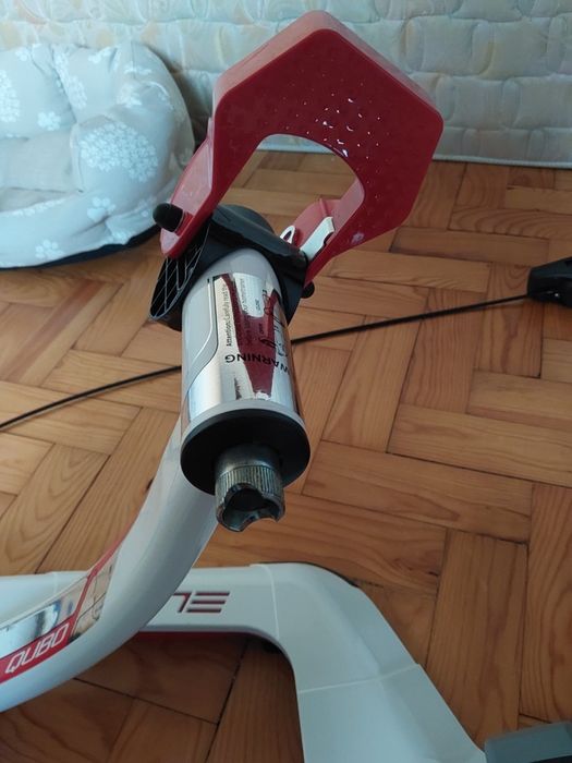 Rolo de treino de ciclismo Elite Qubo power mag smart b+