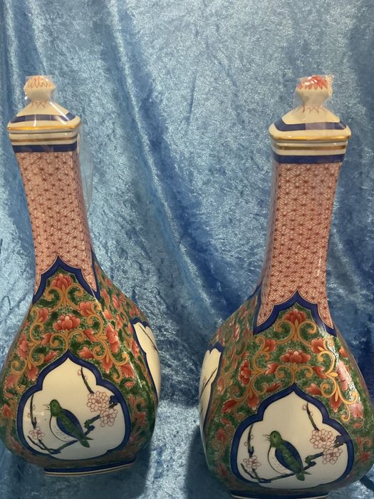 Par de garrafas Ansham pintura manual a ouro altura 32 cm
