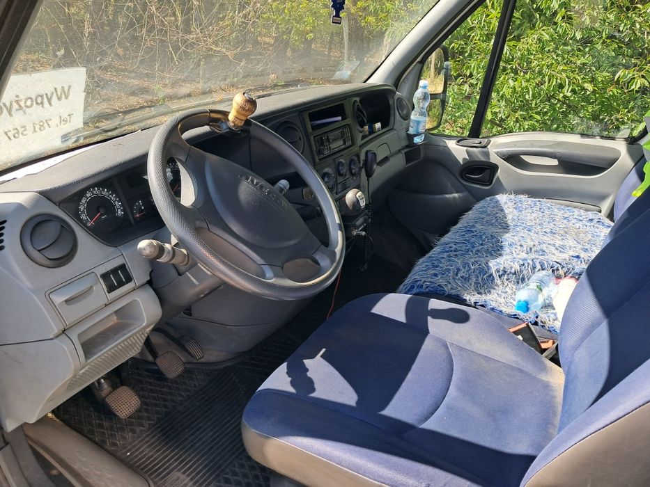 Do wynajęcia bus Iveco Daily + winda