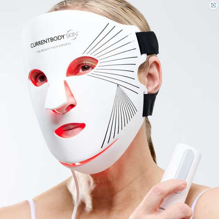 Світлодіодна маска для покращення шкіри CurrentBody Skin Series 2 + подарунок