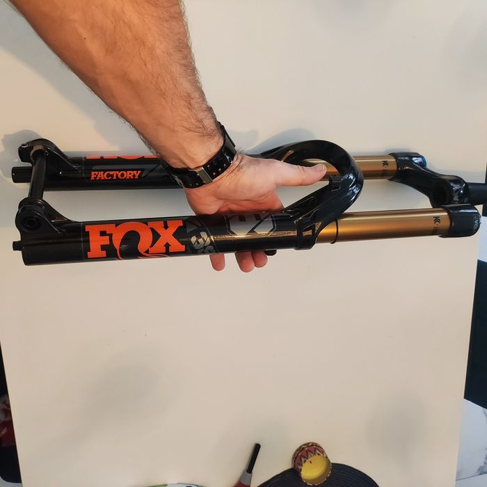 Fox 38 factory grip2 180mm 27,5