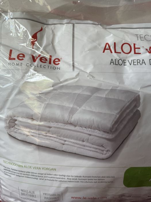 Ковдра Le Vele з Aloe Vera просоченням 195х215 см