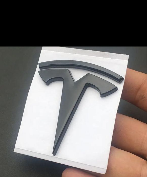 Логотип Tesla model S