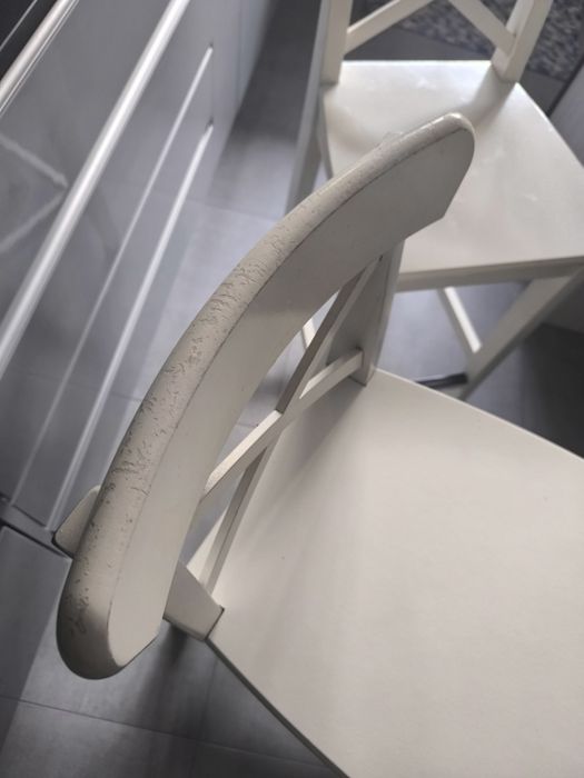 Cadeiras Altas Brancas