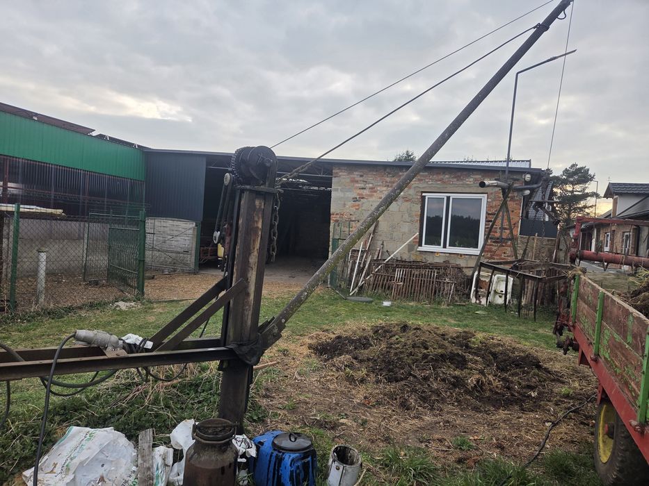 Ładowacz stacjonarny żuraw elektryczny