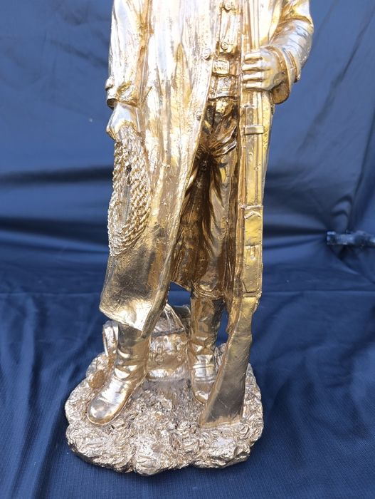 Figurka kowboy ładna