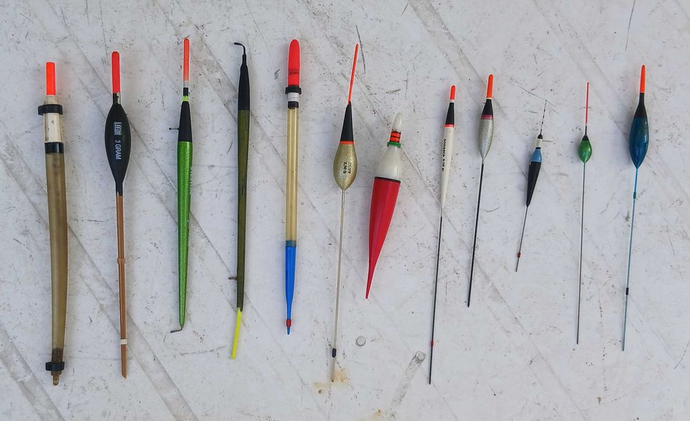 Pescadores, boias para pesca em agua doce