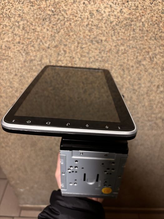 Tablet car audio