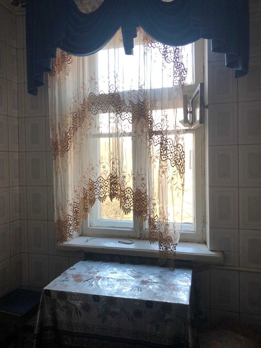 3-х кімн. Центр міста! Частково меблі. Холодильник.Можна з тваринкою.