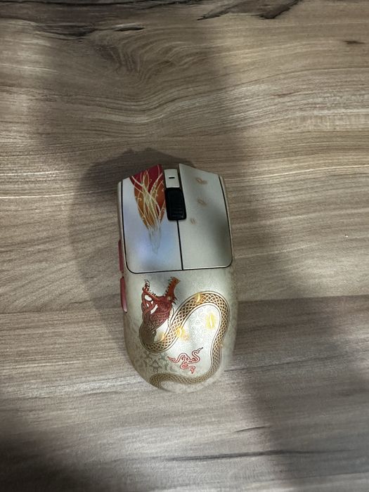 Mouse Razer Viper V3 Pro - Edição Especial Dragon Lore com Garantia