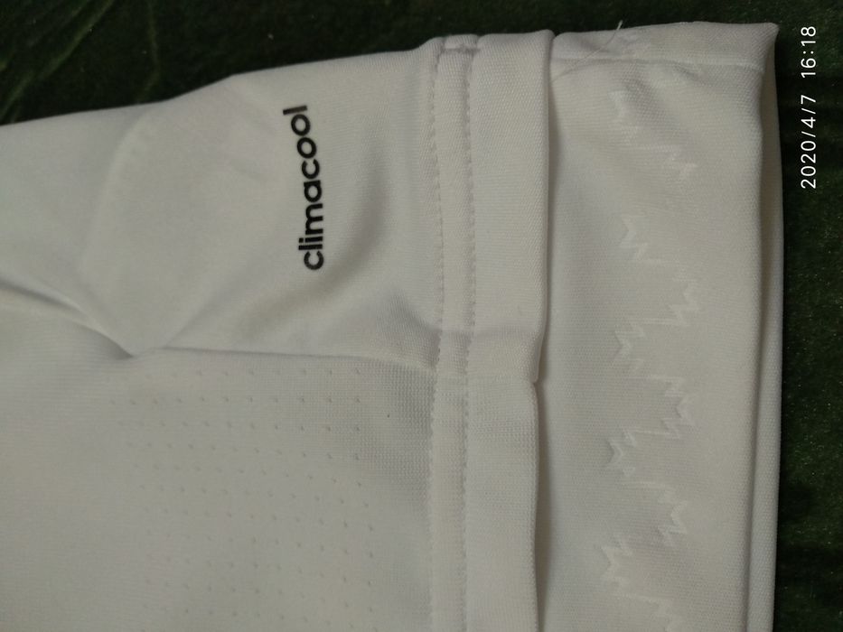 Футболка на 5-6 лет