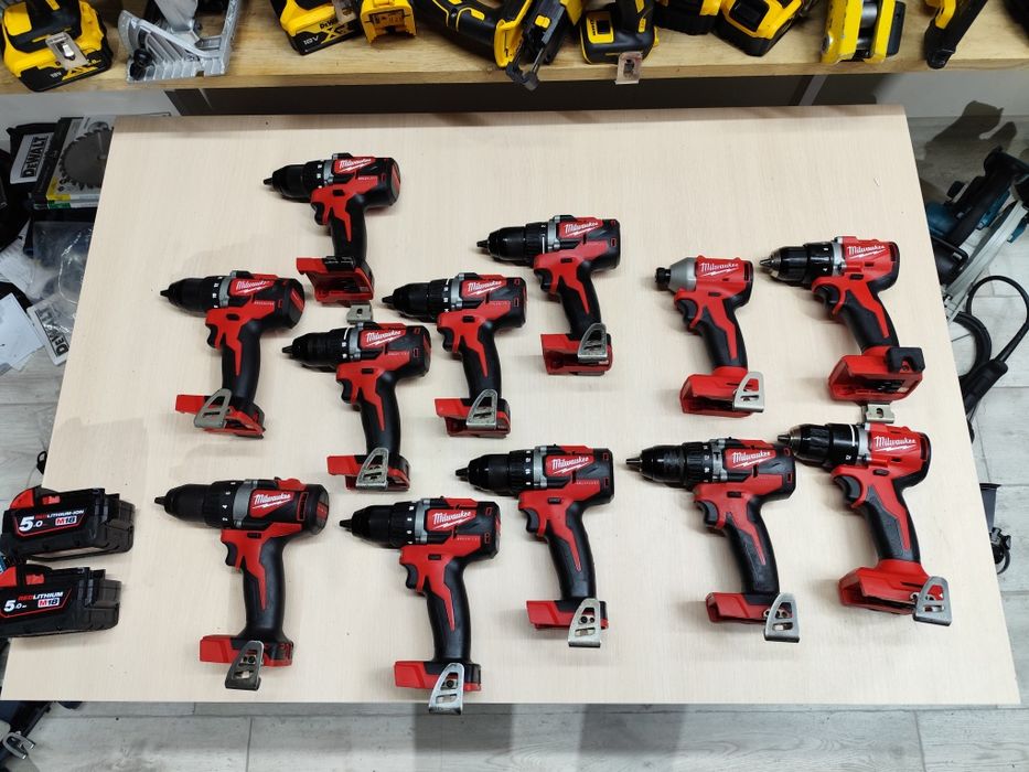 Шуруповерт акумуляторний Milwaukee M18 CBLDD-0 (2801-20) BRUSHLESS
