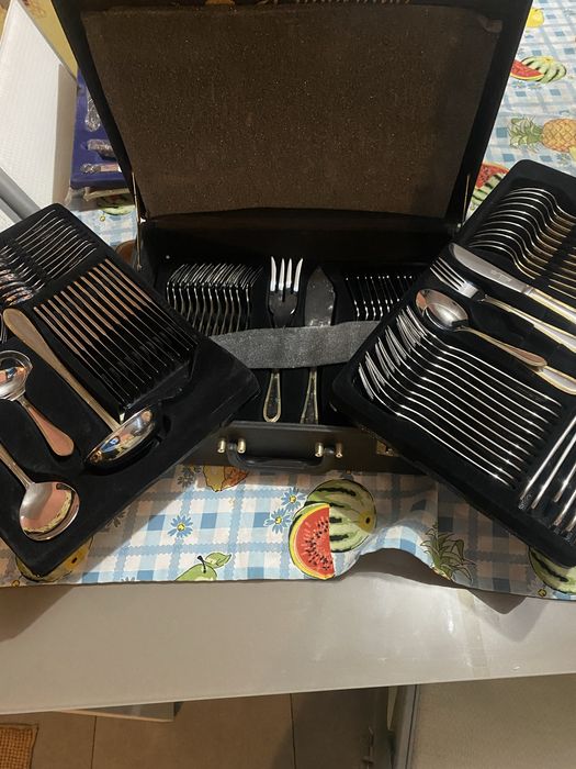 Conjunto de talheres para casa