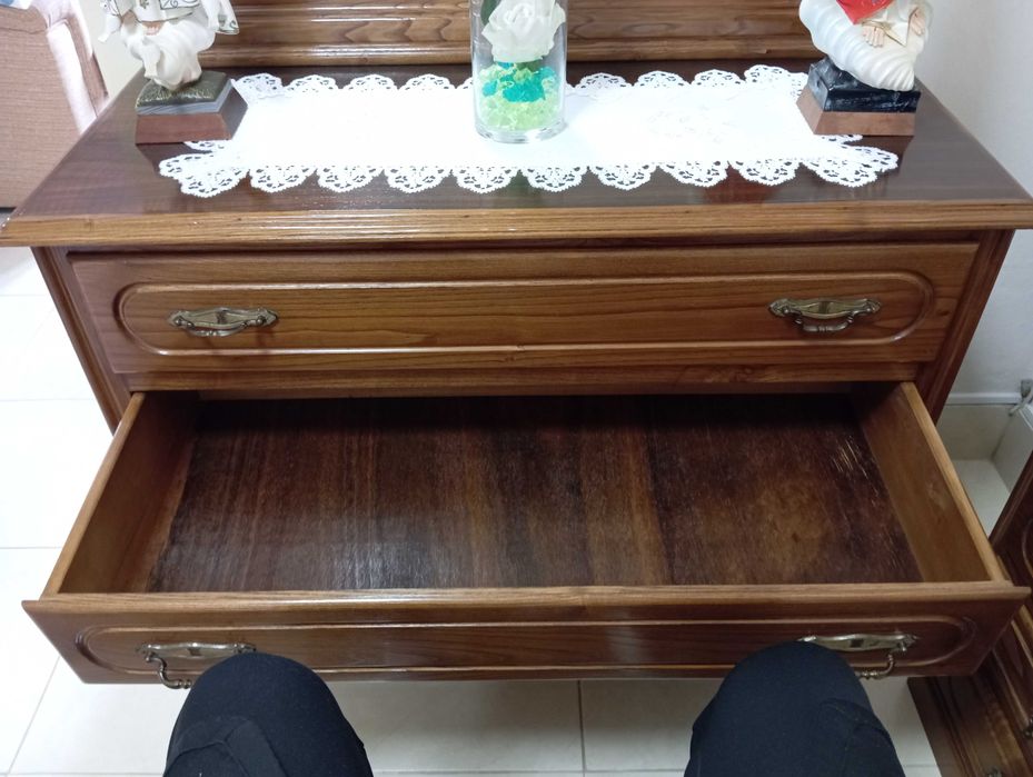 Mobília de quarto DE MADEIRA