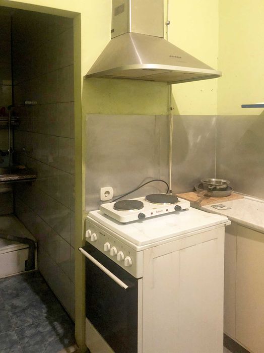 Продаж гаража по вул.Полуботка (Сихів) 182 м.кв.