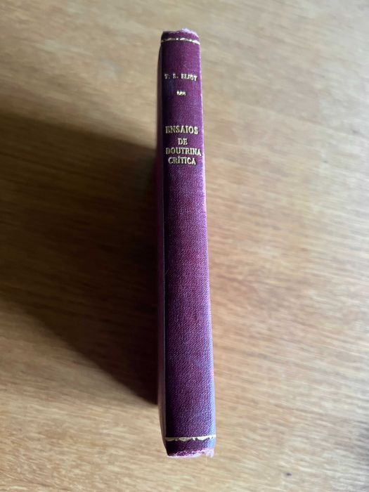 Ensaios de Doutrina Crítica      T. S. ELIOT