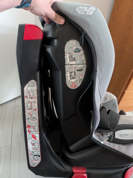 Cadeira auto 180° Bebé Confort sem isofix