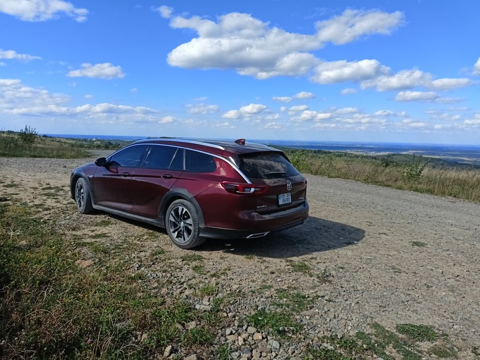 Buick Regal tour x