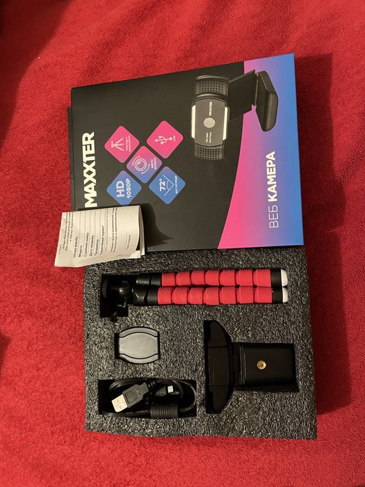 Продам веб камеру maxxter