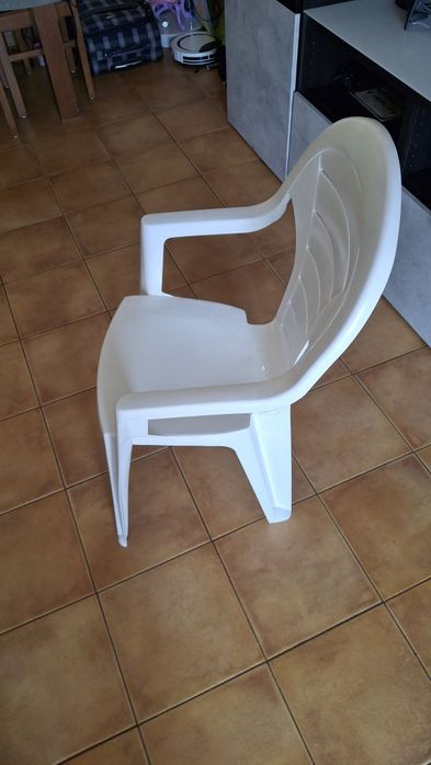 Cadeira de plástico