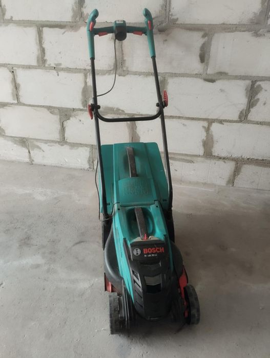 Kosiarka akumulatorowa Bosch rotak 32