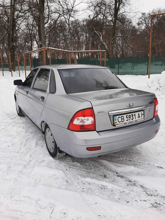 Автомобиль ваз 2170