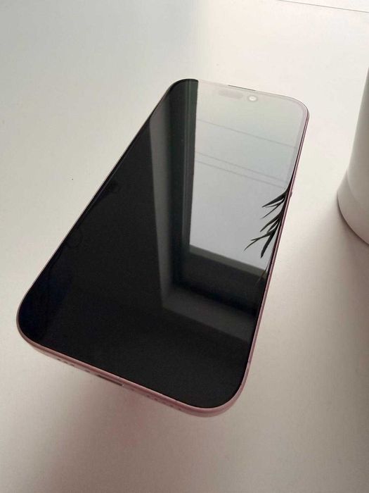 iPhone 15 128GB – 100% baterii, jak nowy + GRATIS