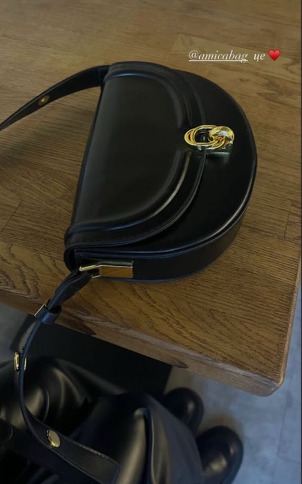 Маленька чорна Сумка