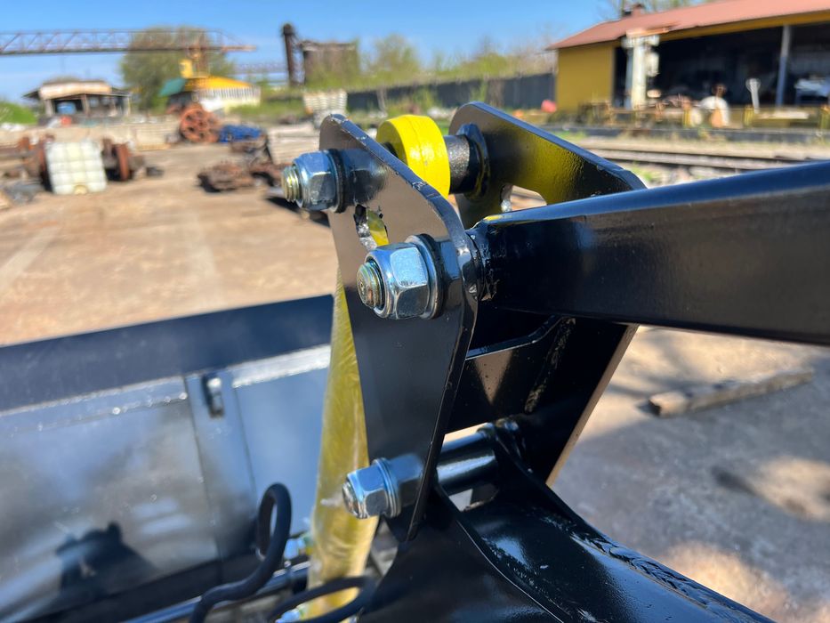 КУН Фронтальний Погрузчик з ковшем 2.2 м для трактора ЮМЗ МТЗ Виробник