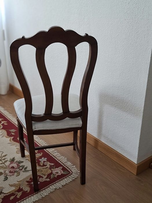 Cadeiras de sala de jantar