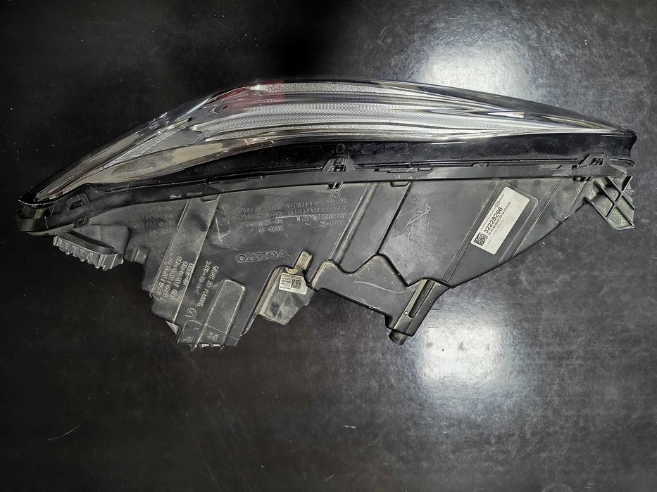 Lampa Lewa Lewy Przód VOLVO XC90 Full Led ACTIVE HIGH BEAM