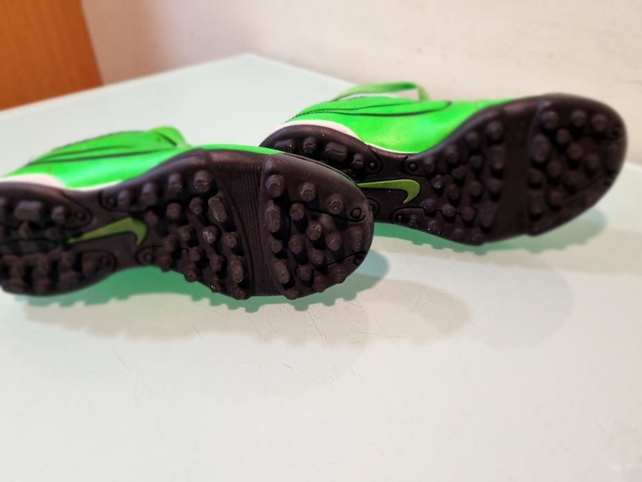 Sapatilhas piso sintético Nike Tiempo