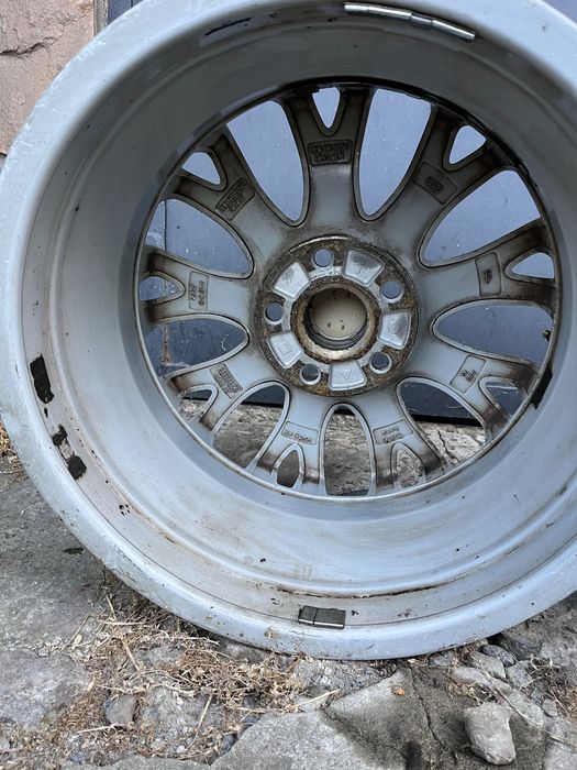 Продам диски Audi R17