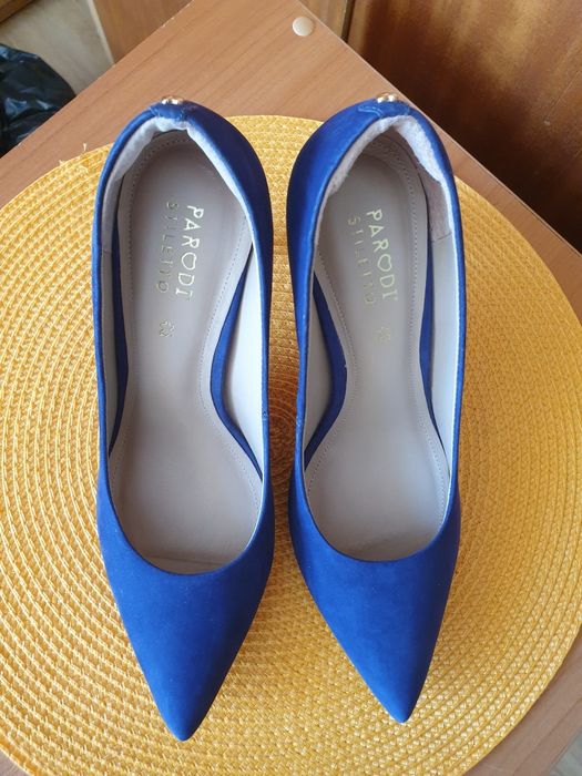 Granatowe niebieskie buty szpilki