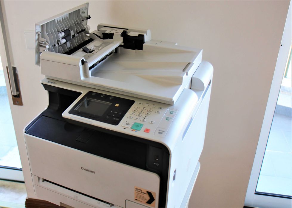 Impressora Canon i-Sensys MF8230Cn (LER DESCRIÇÃO)