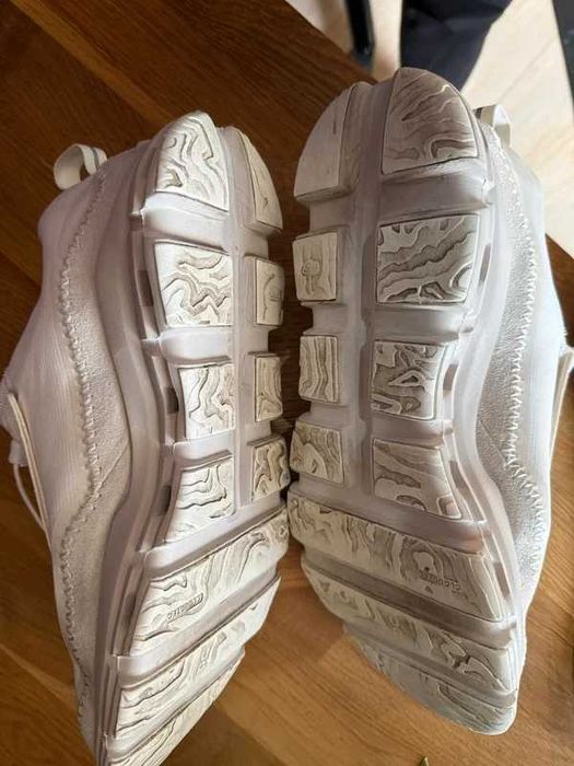 On Running Cloudaway Ivory Pearl roz 47.