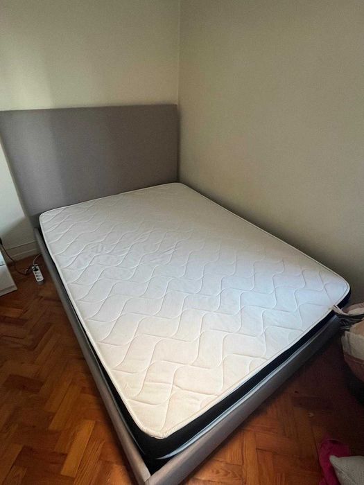 Cama de casal - 190x140 + Colchão