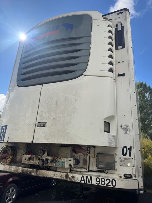 продаємо вантажну техніку Тягачі та напівпричепи рефрижератори