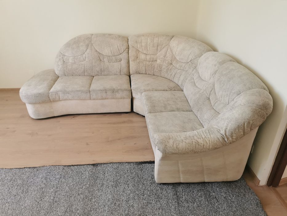 Sofa Kanapa Narożnik jasny kolor zadbana Stan Bardzo Dobry!