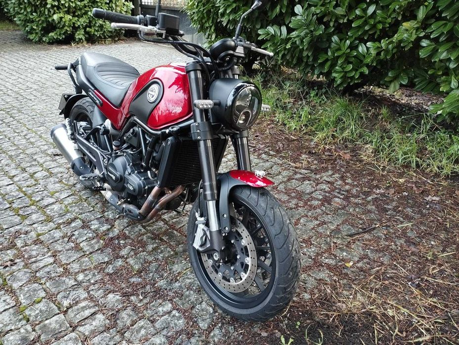 Benelli Leoncino 500 - Excelente estado, apenas 5.742Km