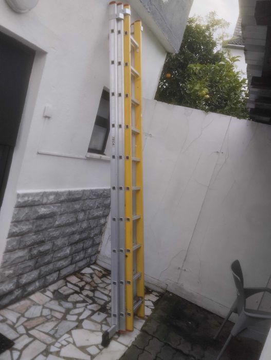 Escada de três lances