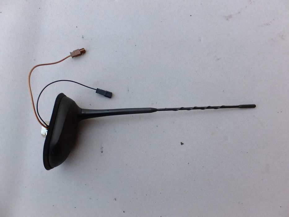 antena dachowa mercedes w169 2006r A1698202675