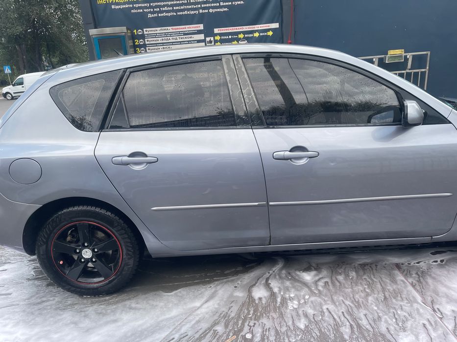 Продам автомобиль Mazda 3