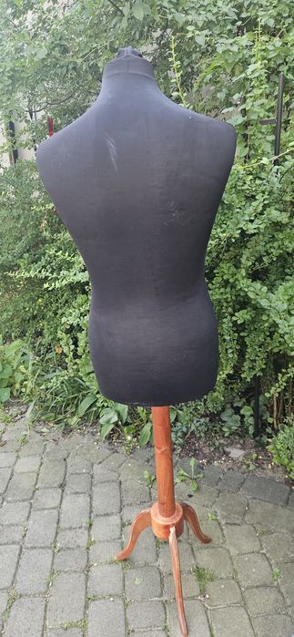 Manekin.   męski