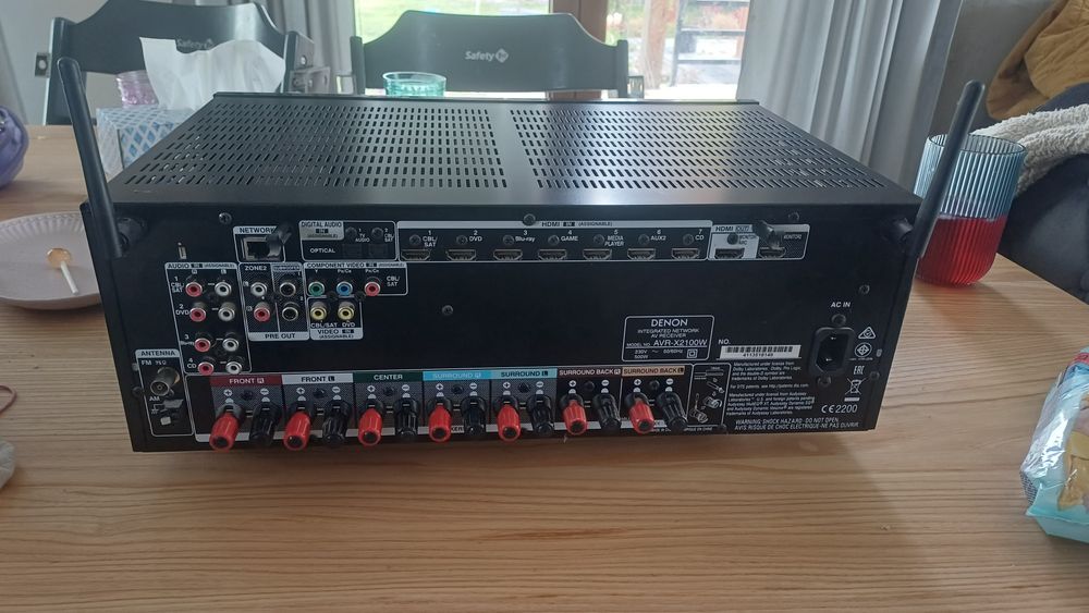 Amplituner denon avr-x2100w z bluetooth pilot, wifi